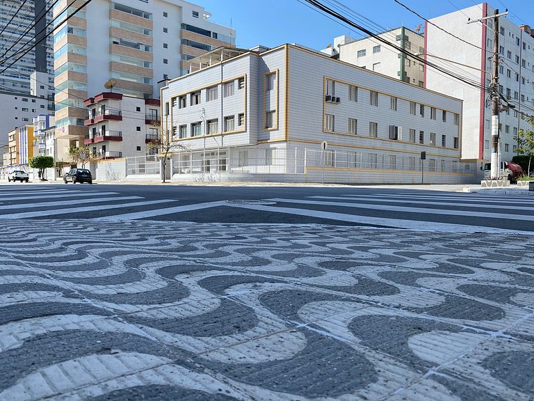 Pé na Areia Praia da Guilhermina IV