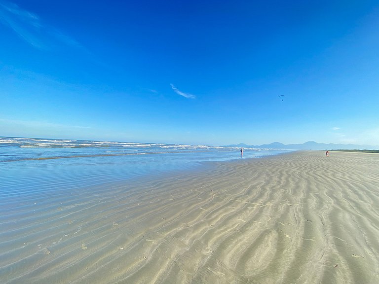 Pé na Areia Praia das Gaivotas