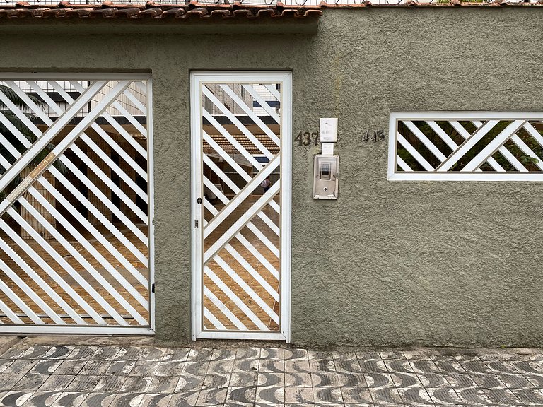 Pé Na Areia Praia Grande - Tiradentes 1